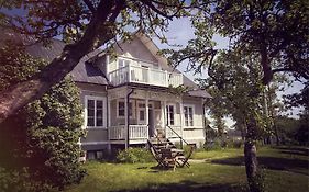Three Pheasants Boutique Bed And Breakfast